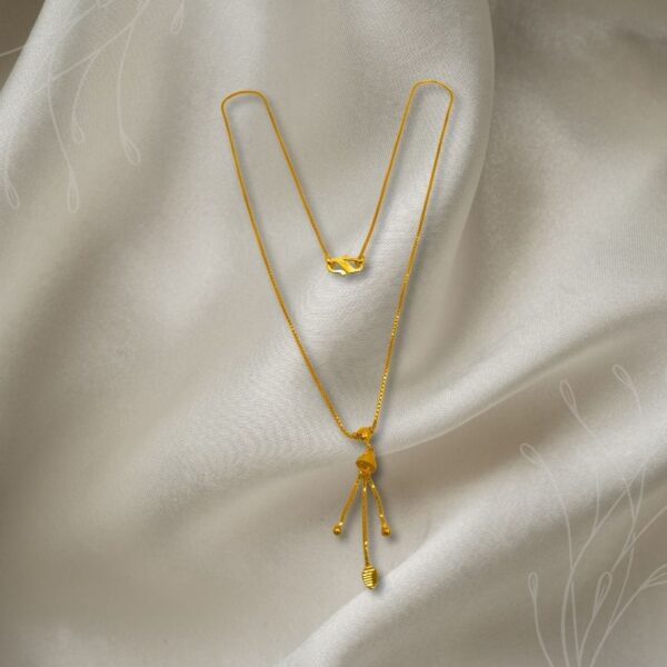 Ladies Chain - 03